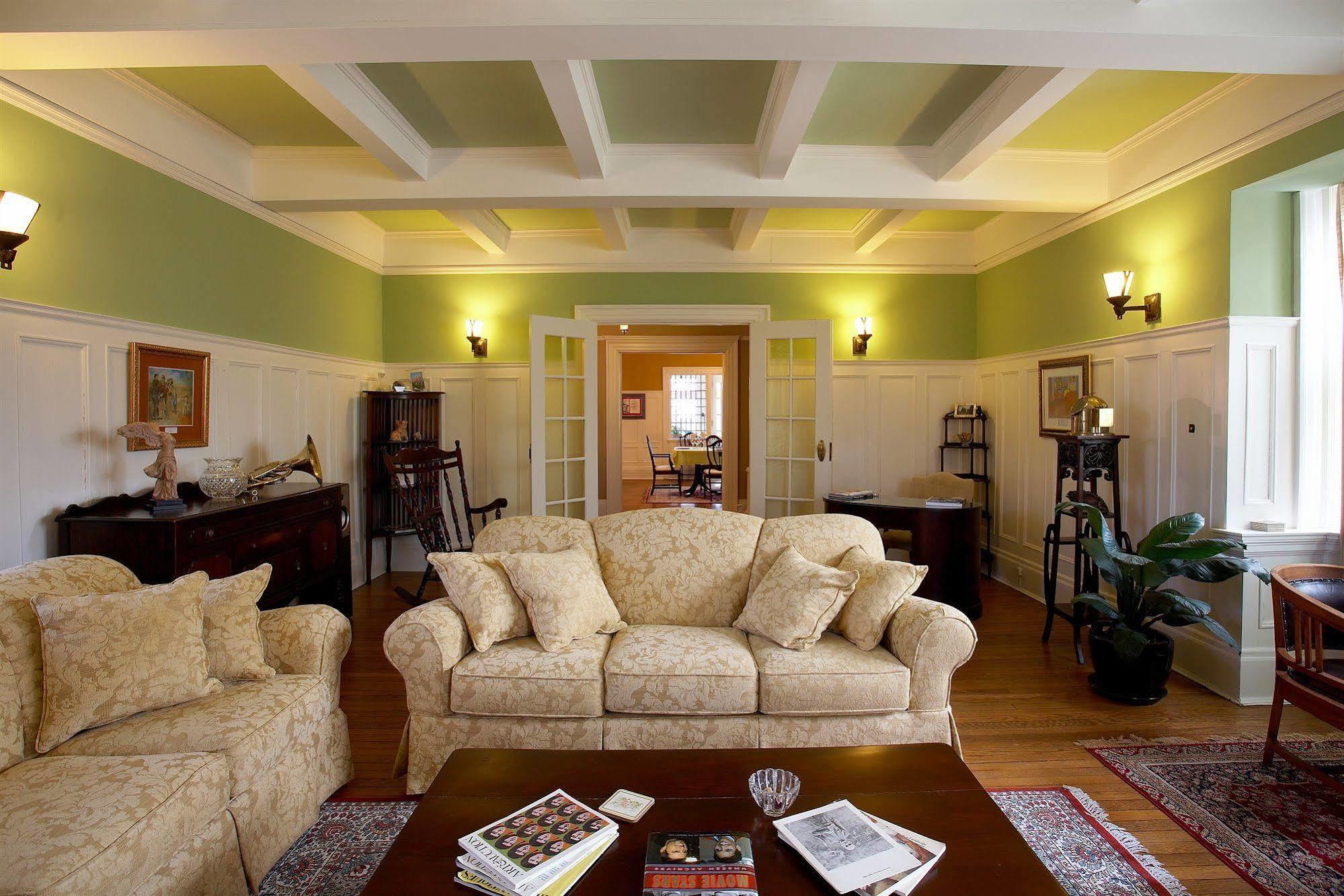 Springbank House Inn Sainte-Catherine Eksteriør bilde